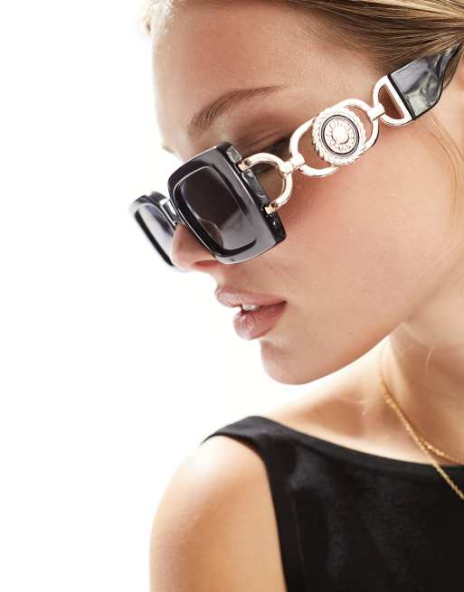 Reclaimed Vintage 90s rectangle sunglasses in black, 3 of 4