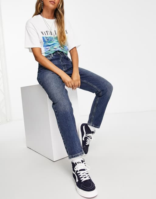 Reclaimed Vintage 91 mom jean in vintage y2k wash ASOS
