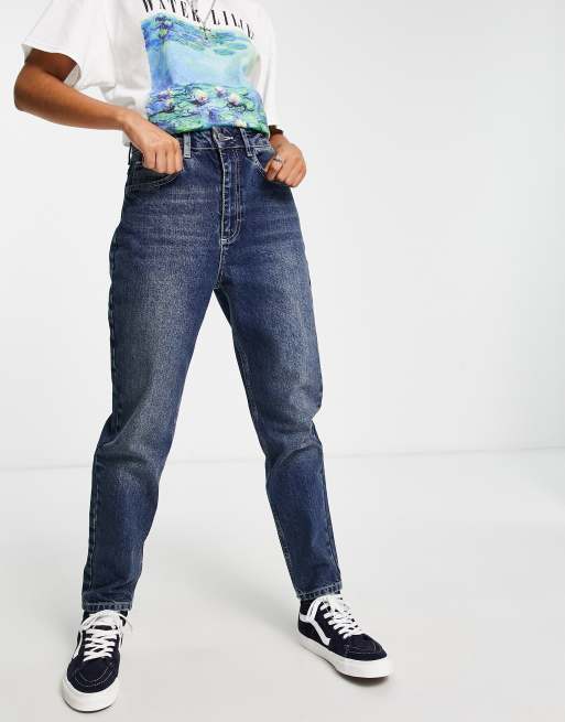 Reclaimed Vintage 91 mom jean in vintage y2k wash