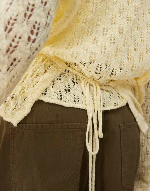 Reclaimed Vintage - Ajourgebreid vest met overslag in geel, 4 van 4