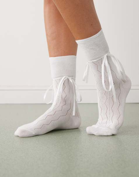 Reclaimed Vintage ankle sock with bows in white - view 1