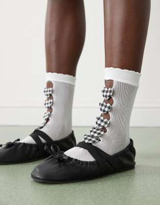 Reclaimed Vintage ankle socks with gingham hearts in white-Multi