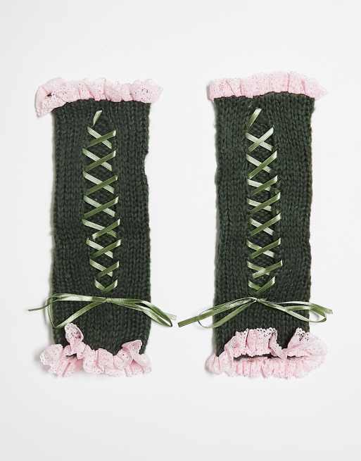 Reclaimed Vintage – Armstulpen im Ballet-Look in Grün 