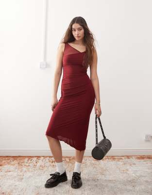 Reclaimed Vintage Reclaimed vintage asymmetric hem with twisted shoulder detail midi dress in burgundy-Red
