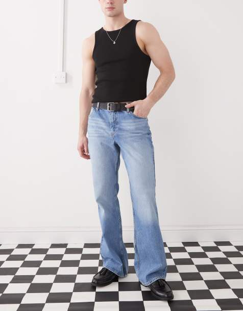 Reclaimed Vintage – Ausgestellte Bootcut-Jeans aus Denim in hellblauer Waschung - view 1