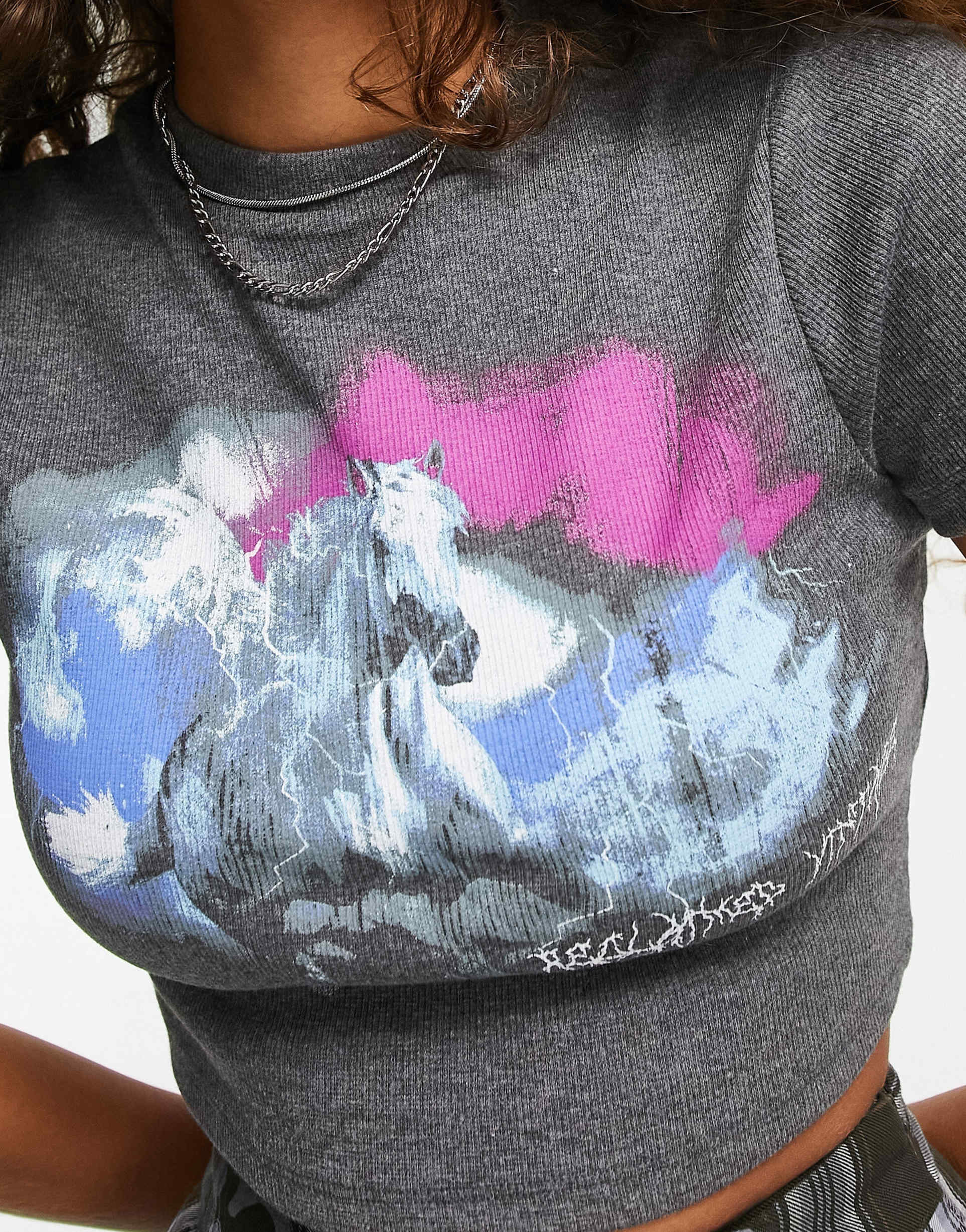 Reclaimed Vintage baby t-shirt with grunge unicorn in washed grey view 4