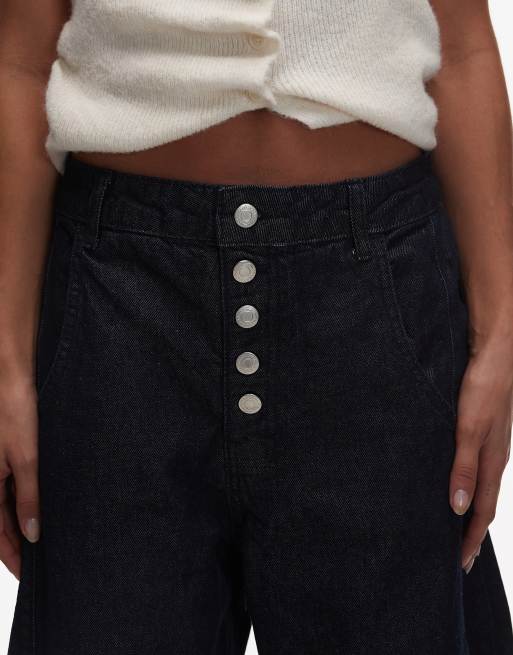 Reclaimed Vintage baggy barrel jean with button fly in indigo rinse wash, 4 of 5
