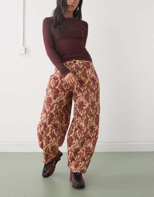 Reclaimed Vintage baggy barrel leg trouser in tapestry print , 3 of 5
