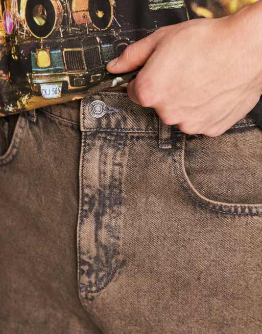 Reclaimed Vintage Baggy dad jeans in grunge grunge wassing ASOS