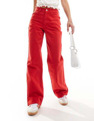 Reclaimed Vintage - Baggy-Jeans im 00er-Stil in Rot