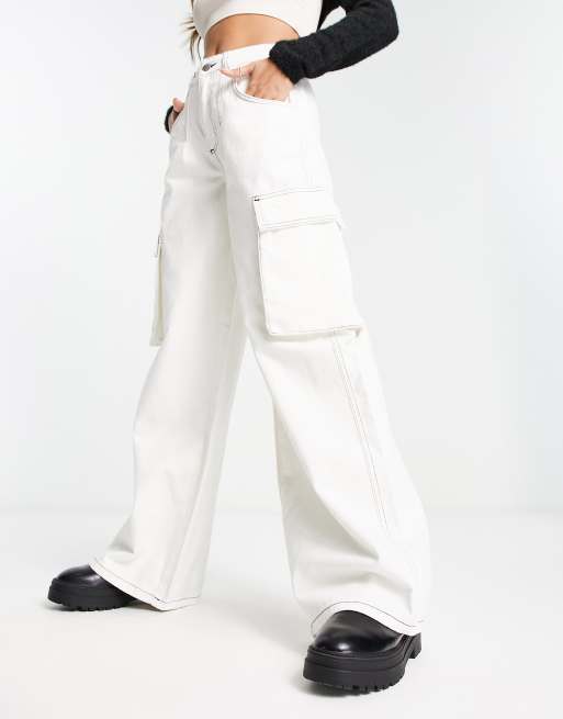 Reclaimed Vintage - Baggy skater-cargojeans in wit met contrasterende stiksels
