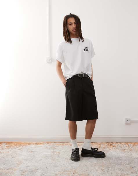 Reclaimed Vintage baggy tailored shorts in black - view 1