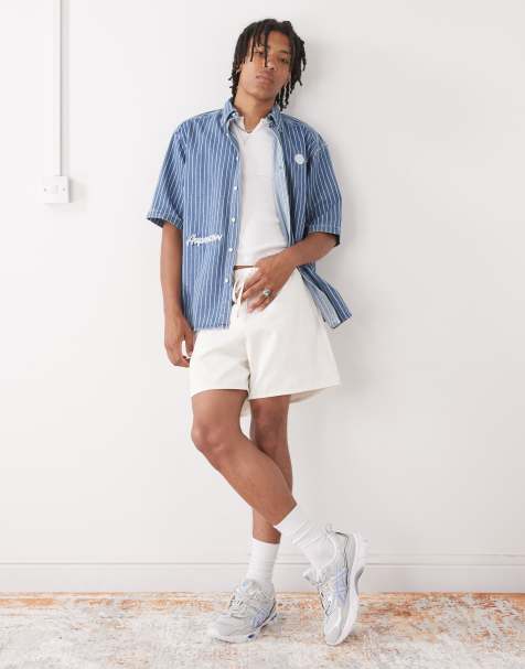 Reclaimed Vintage baggy fit shorter length pull on chino short in ecru