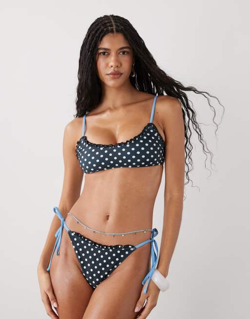 Reclaimed Vintage - Bas de bikini noué sur les côtés à pois et volants - Marron et crème