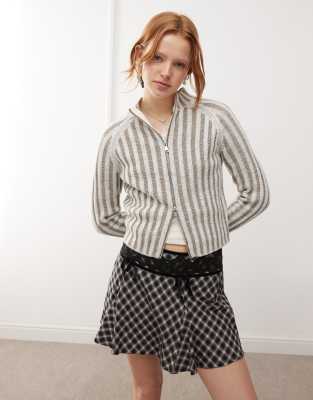 Reclaimed Vintage - Beige ribstrikket cardigan med lynlås - view 1