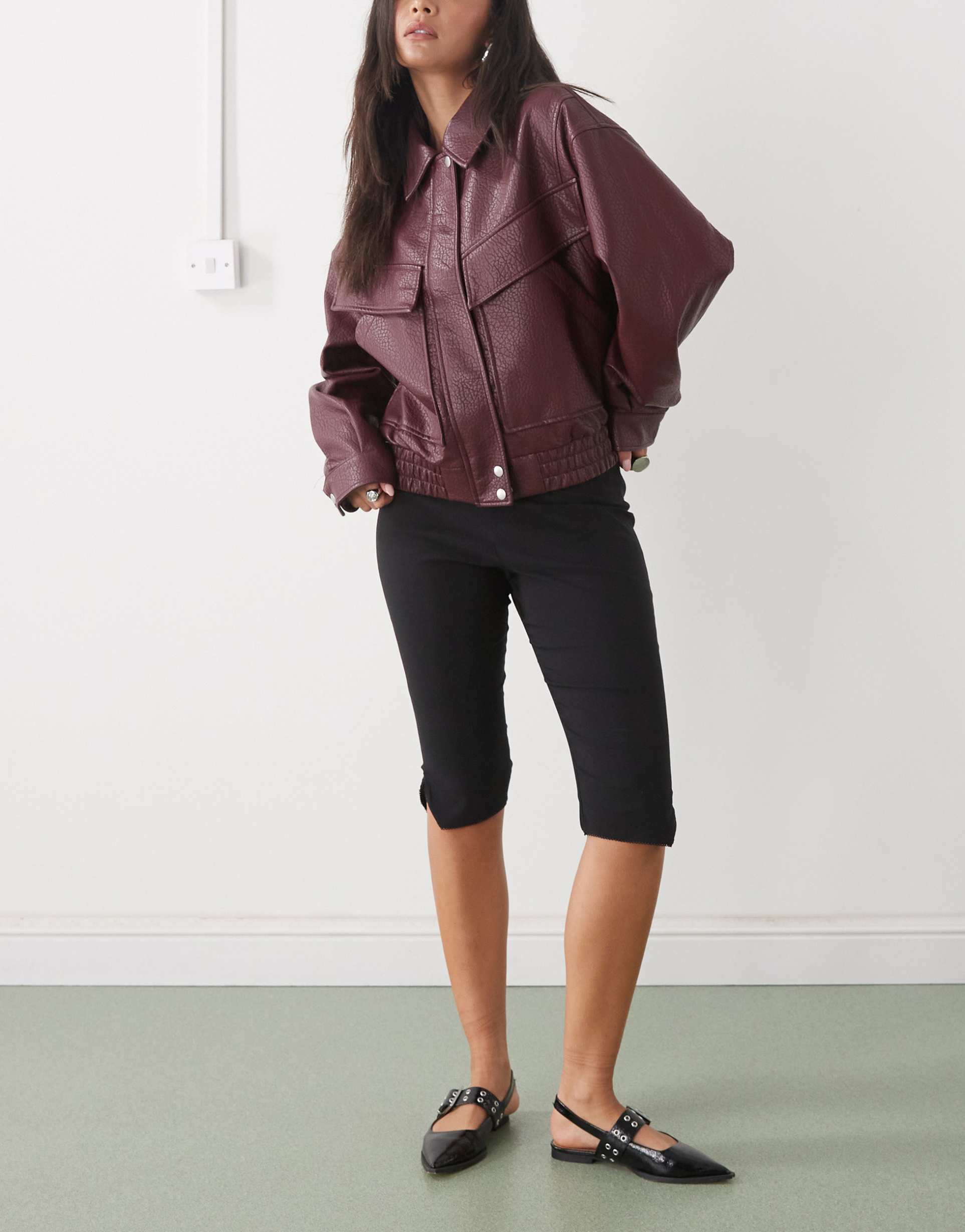 reclaimed vintage bengaline capri pants with split hem and picot trim in black