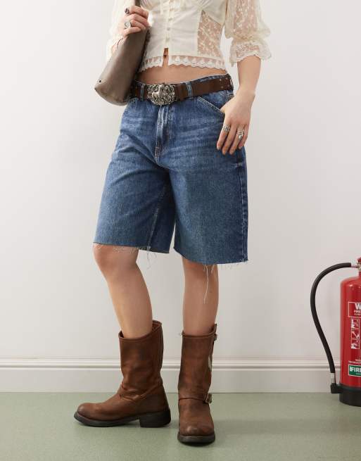 Reclaimed Vintage - Bermuda baggy en jean à taille basse - Bleu moyen délavé, 2 de 4