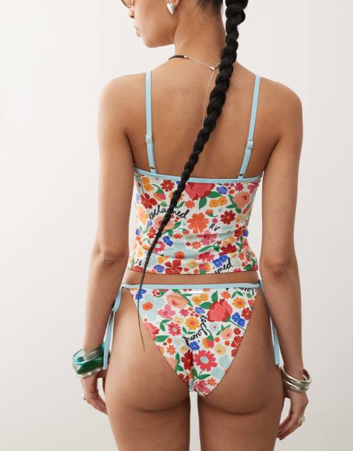 Reclaimed Vintage - Bikinitrusser med bindebånd i siderne og retro-inspireret blomstermønster, 3 af 4