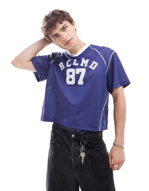 Reclaimed Vintage - Blå og cropped fodbold-t-shirt i firkantet pasform i airtex-materiale