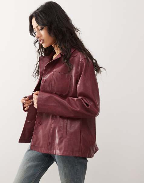 Reclaimed Vintage – Blazerjacke aus Kunstleder in Burgunderrot mit Abnutzungseffekten im Stil der 90er - view 1