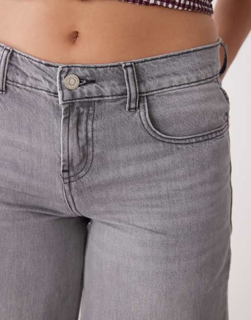 Reclaimed Vintage – Blekgrå, a-linjeformade jeansshorts i dad-modell , 5 av 5