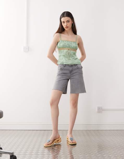 Reclaimed Vintage – Blekgrå, baggy, vida jorts i denim - view 1
