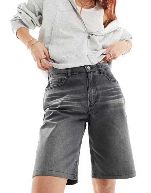 Reclaimed Vintage – Bleksvarta jorts i skatestil i denim 