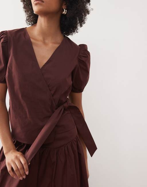 Reclaimed Vintage - Blusa a portafoglio marrone con maniche a sbuffo, 3 di 4