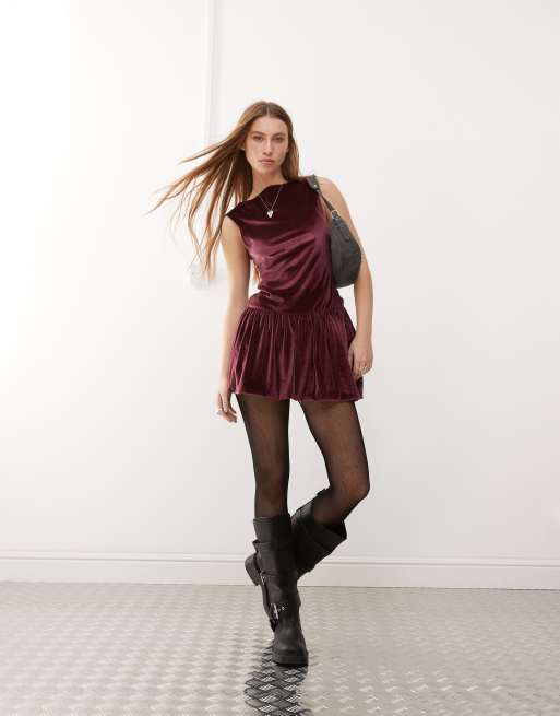 Reclaimed Vintage - Bordeaux fest-minikjole med puffball-design i velour