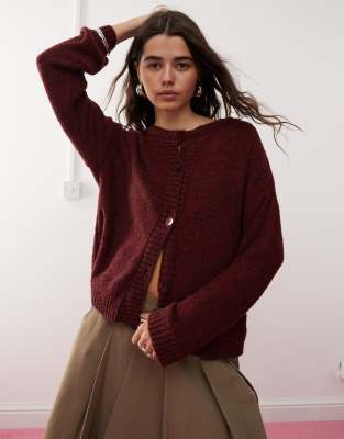 boxy cardigan in burgundy-Red