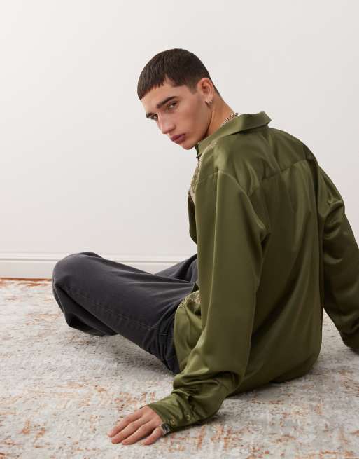 Reclaimed Vintage boxy satin shirt with embroidery in khaki, 3 of 4