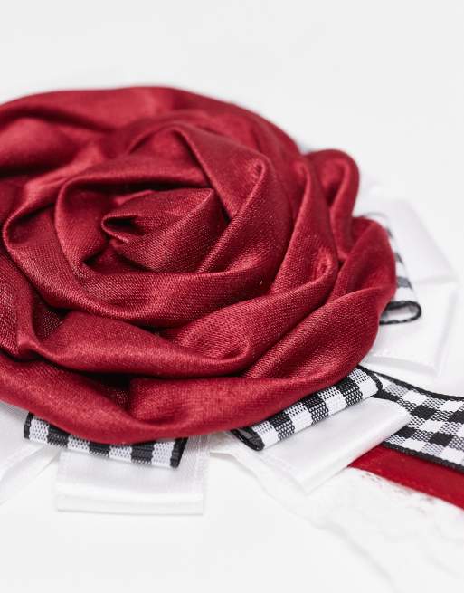 Reclaimed Vintage - Broche-badge met rozet en kant in rood, 2 van 3