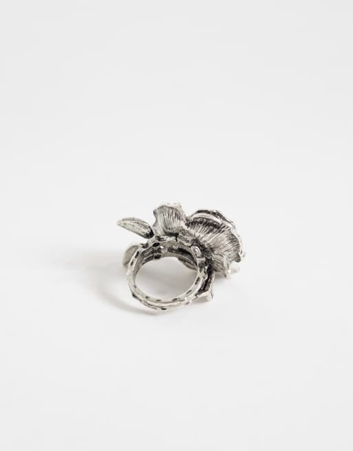 Reclaimed Vintage burnished silver rose ring, 3 of 3
