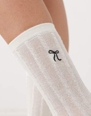 Reclaimed Vintage Cable Knit Socks With Bow Embroidery In White