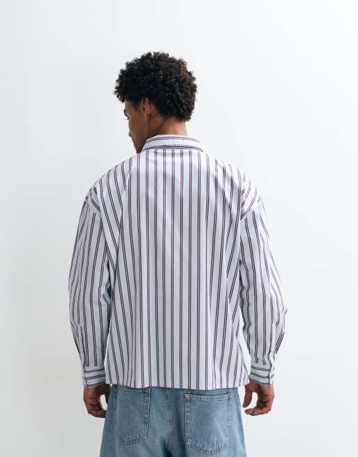 Reclaimed Vintage camicia oversize a maniche lunghe bianca a righe scure, 4 di 5