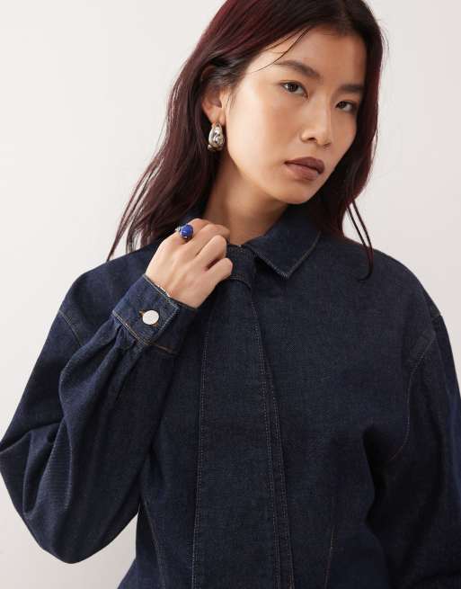 Reclaimed Vintage - Camicia stretta in vita in denim blu indaco con cravatta abbinata, 2 di 4