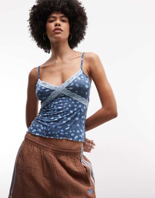 Reclaimed Vintage – Camisole aus Spitze mit Tierfellmuster in Blau