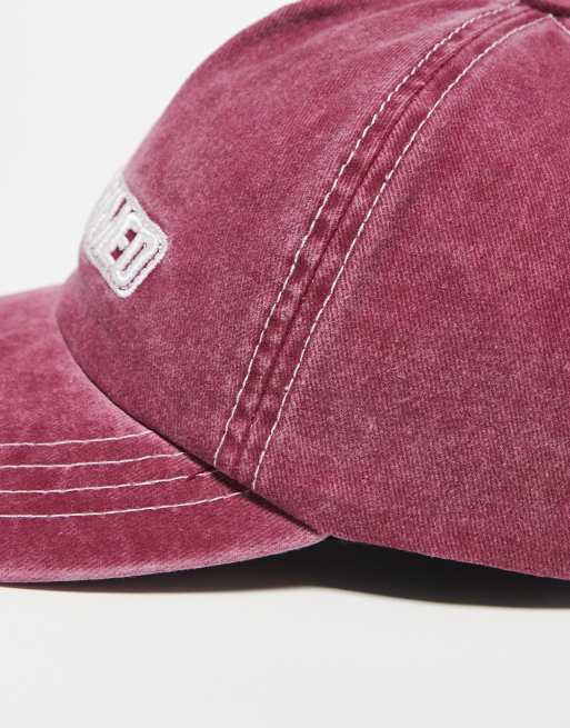 Reclaimed Vintage - Cappellino unisex bordeaux slavato con logo , 3 di 4