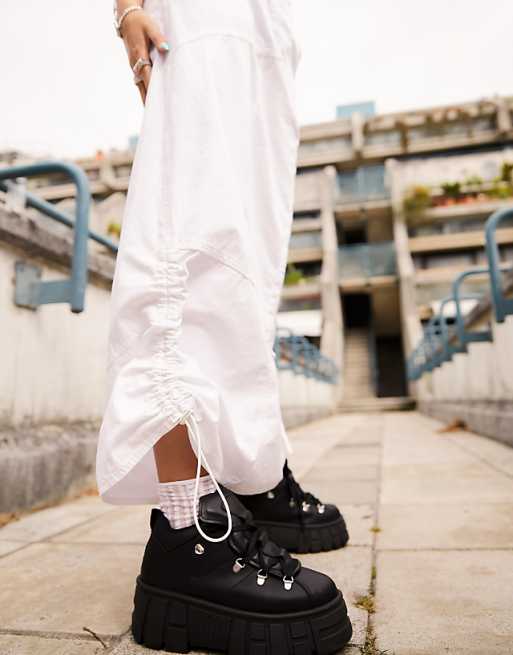 Reclaimed Vintage cargo skirt with ruching and frill in Reclaimed Vintage cargo skirt with ruching and frill in
