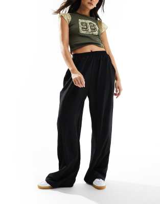 casual pull on pants in black