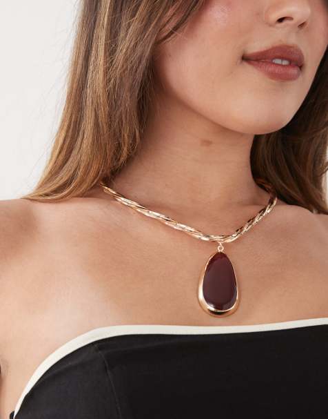 Reclaimed Vintage choker necklace with faux red stone in gold - view 1