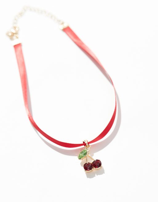 Red ribbon choker hot sale
