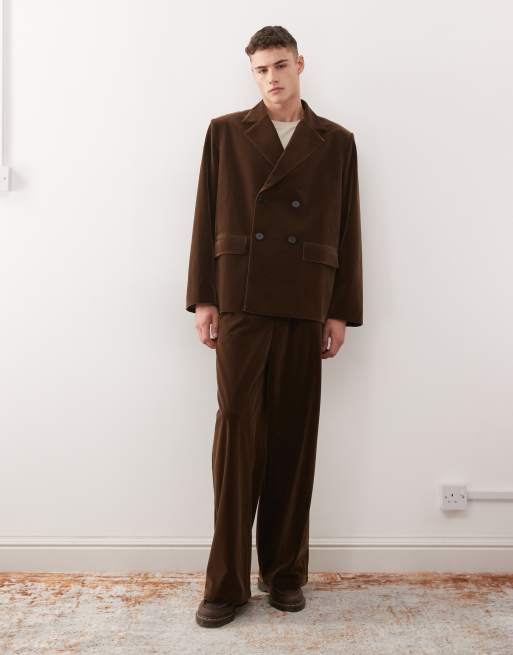 Reclaimed Vintage – Chokladbrun, figursydd kavaj i oversize av sammet, del av set, 2 av 5