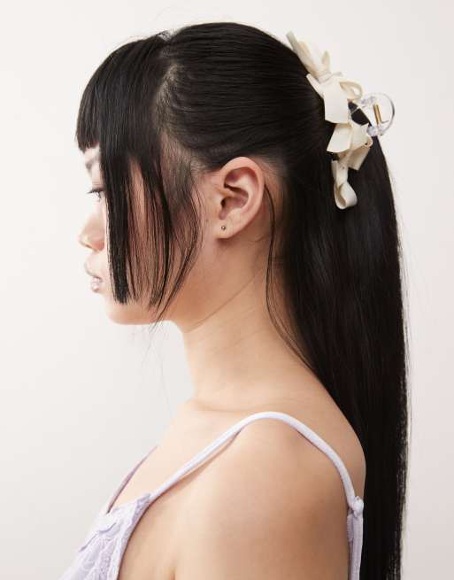 Reclaimed Vintage claw clip with bows in cream | ASOS display picture 2