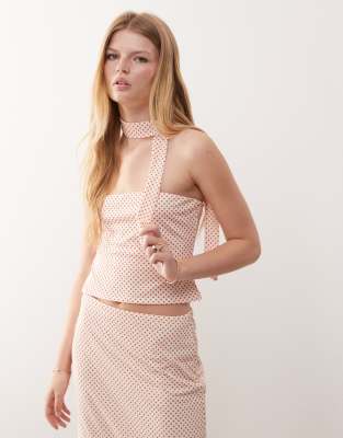 Reclaimed Vintage - Co-ord set met bandeau, sjaal en topje in rood met witte stippen - view 1