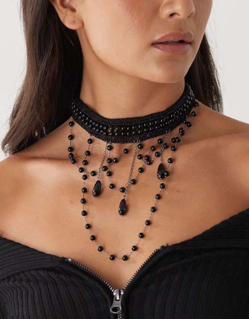Reclaimed Vintage - Collarino nero con perline e gocce pendenti