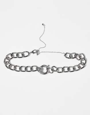 Reclaimed Vintage - Collarino unisex con design a catenina color argento