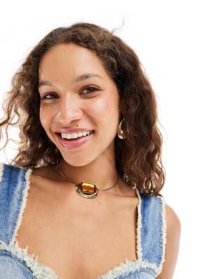 Reclaimed Vintage - Collier choker unisexe avec pierre ambre fantaisie-Doré