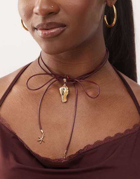 Reclaimed Vintage - Collier double tour avec cordon et coquillages - Rouge - view 1