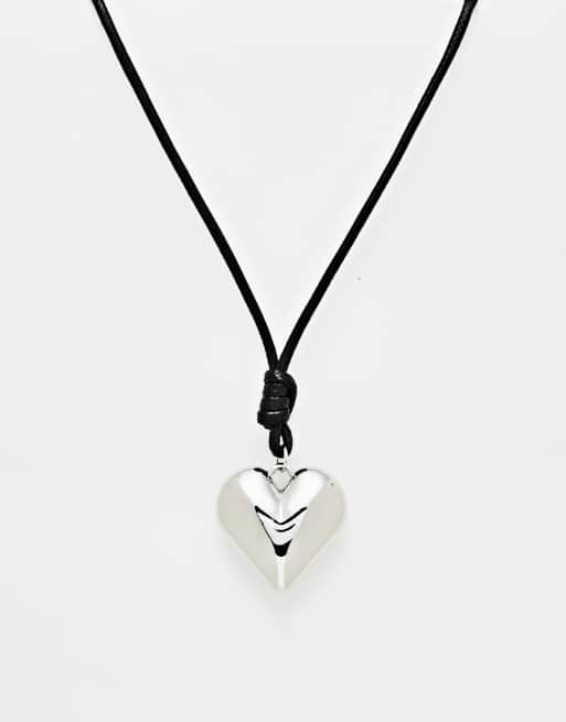 Reclaimed Vintage - Collier en corde avec cœur chunky argenté